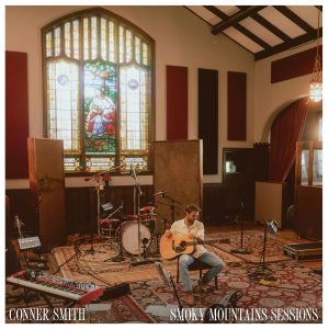 CS_SMOKY-MOUNTAINS-SESSIONS_Courtesy-of-The-Valory-Music-Co