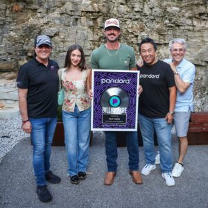 Pictured (L-R): Big Machine Label Group’s Scott Borchetta, Pandora’s Victoria Alfonso, Riley Green, Pandora’s Johnny Chiang, Nashville Harbor Records & Entertainment’s Jimmy Harnen